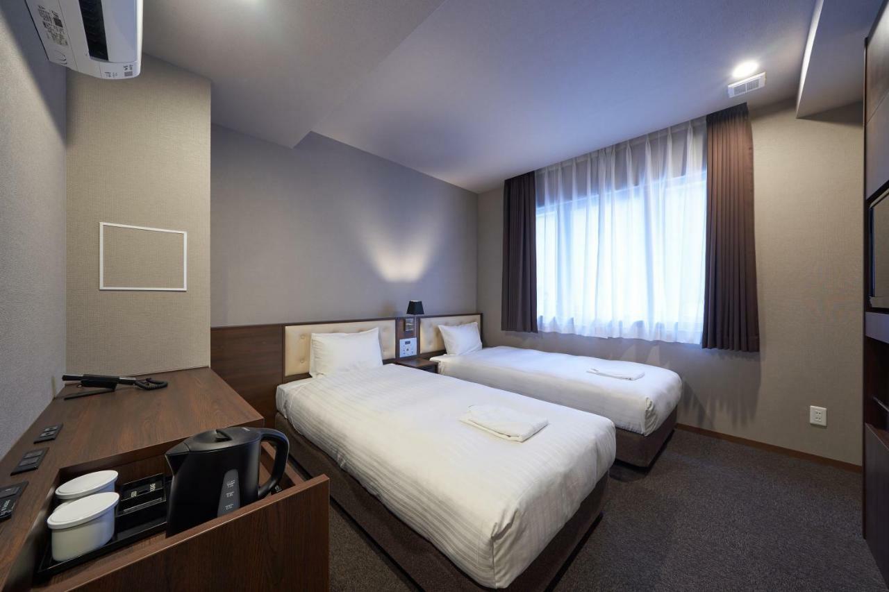Welina Hotel Premier Shinsaibashi Осака Екстериор снимка
